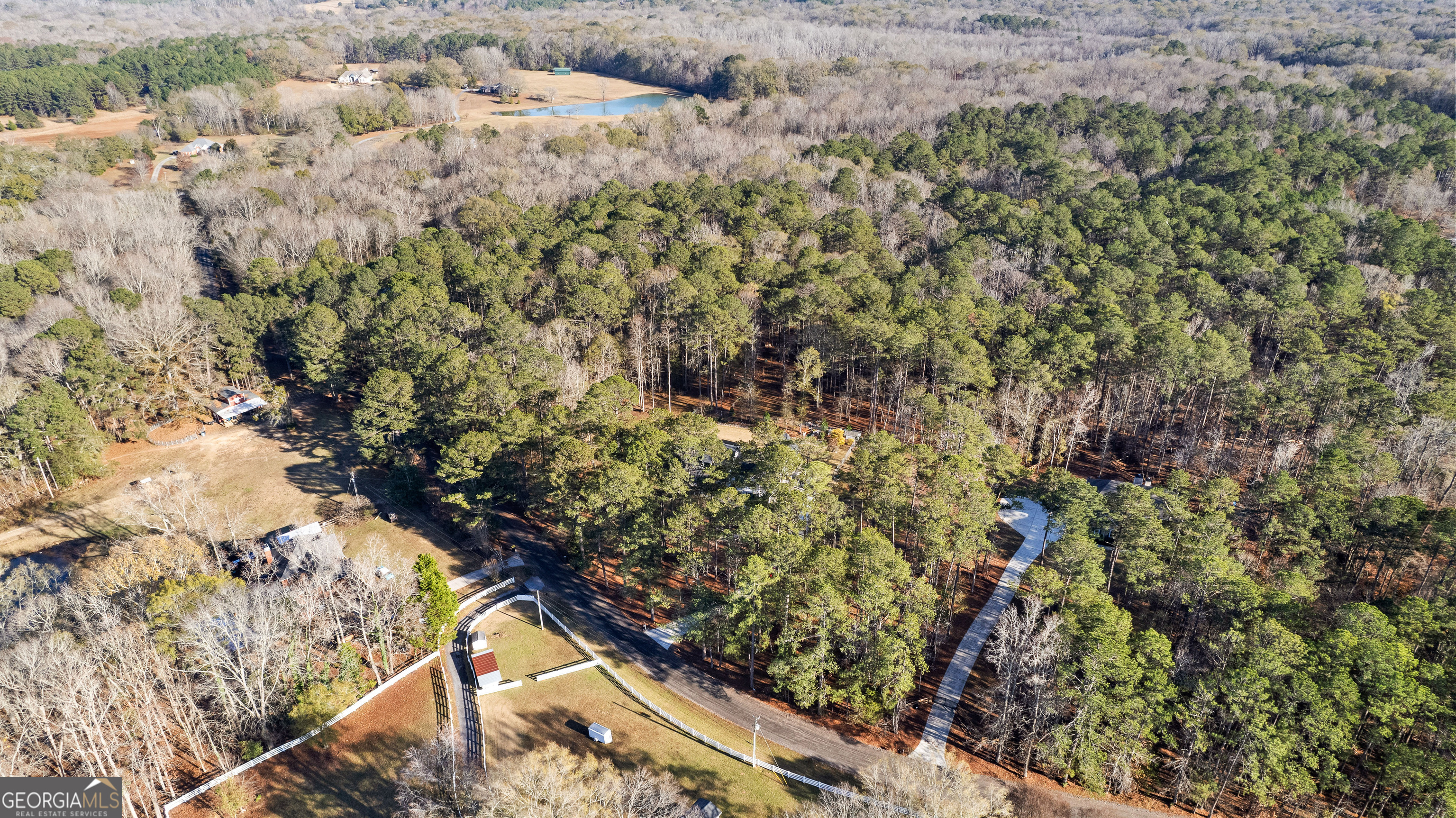 Brooks, Georgia 30205, United States, 5 Bedrooms Bedrooms, ,4 BathroomsBathrooms,Residential,Active,252463