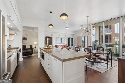 Photo of 1820 Peachtree Street NW #704, Atlanta, GA 30309 (MLS # 10735054)