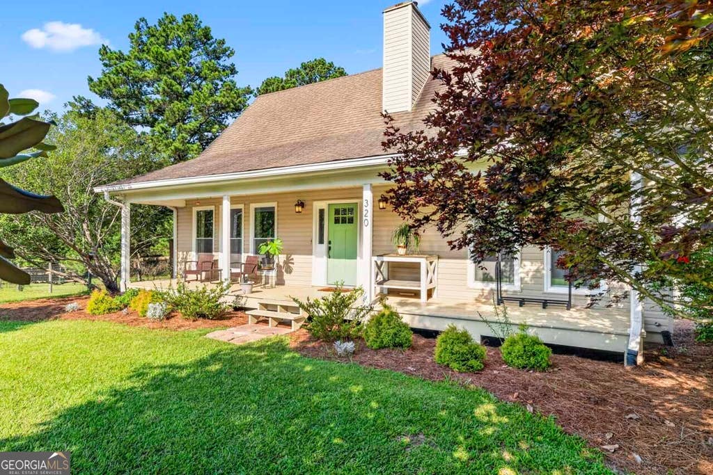 Photo of 320 Locust Road, Locust Grove, GA 30248 (MLS # 10800324)