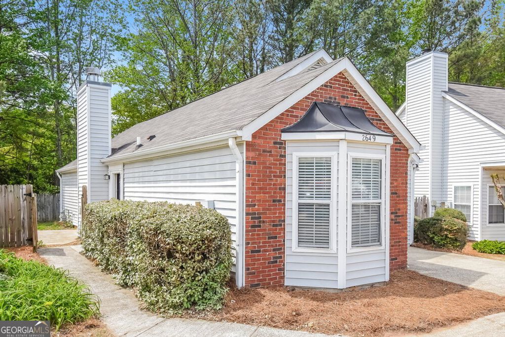 Photo of 2649 Laurel Lane NW, Kennesaw, GA 30152 (MLS # 10729562)