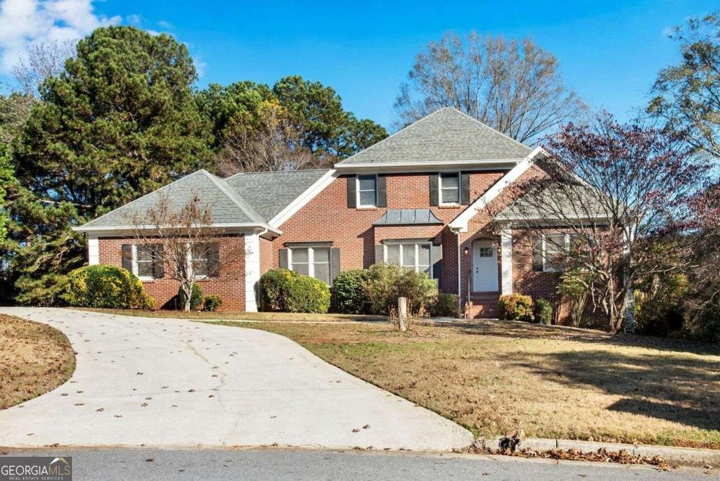 Photo of 1019 Henna Court SE, Conyers, GA 30013 (MLS # 10652740)