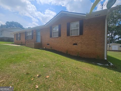 A home in Newnan