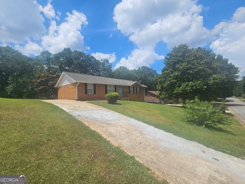 A home in Newnan