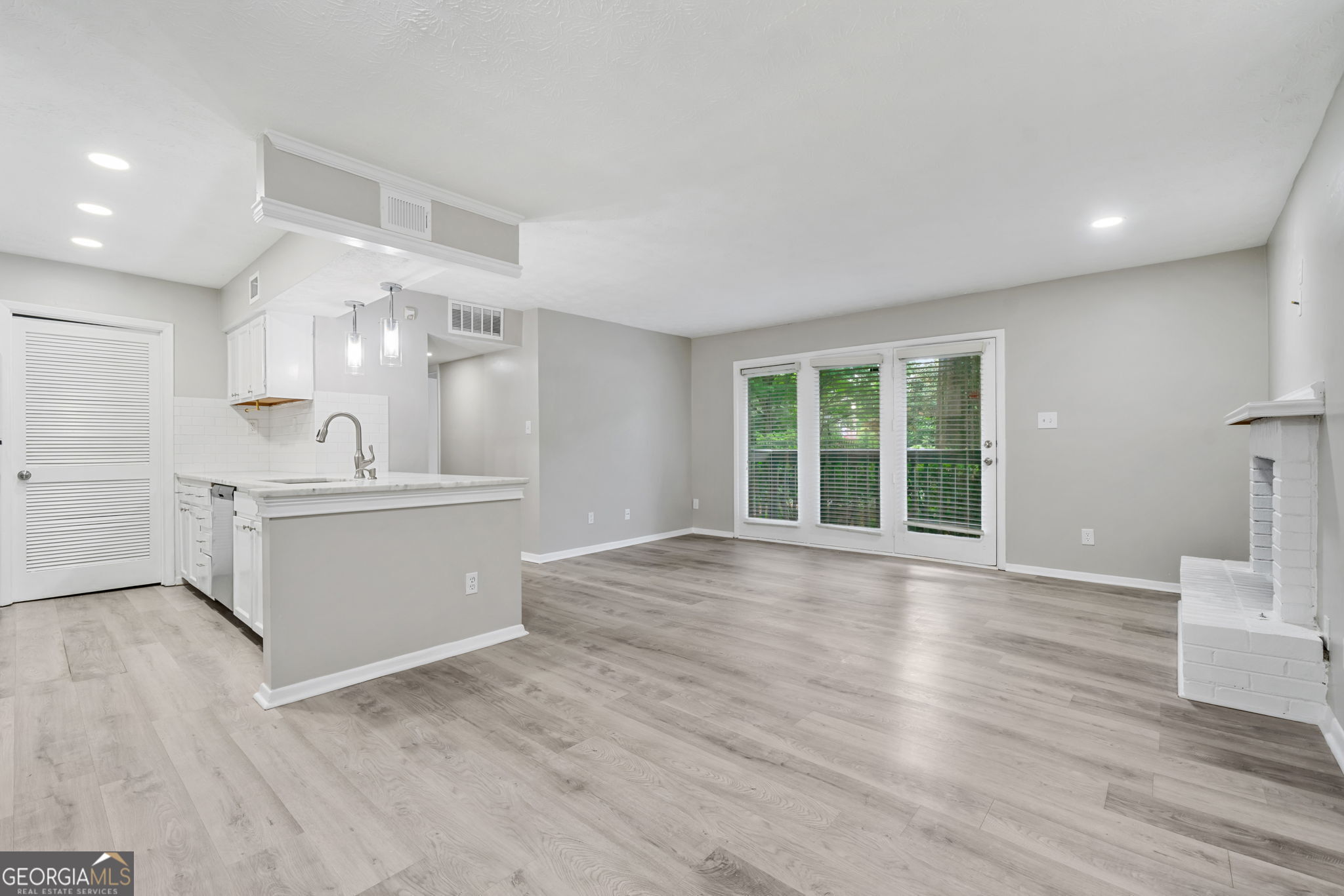 113 Tuxworth CIR