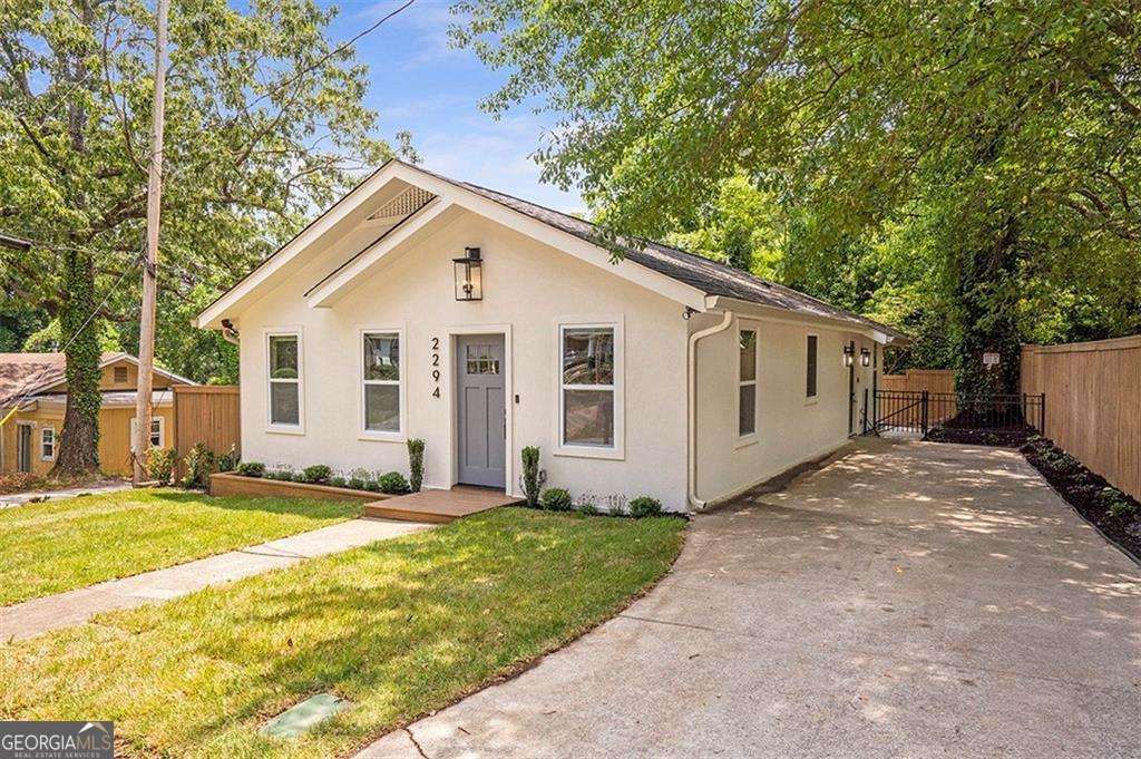 Photo of 2294 Hill Street NW, Atlanta, GA 30318 (MLS # 10658139)