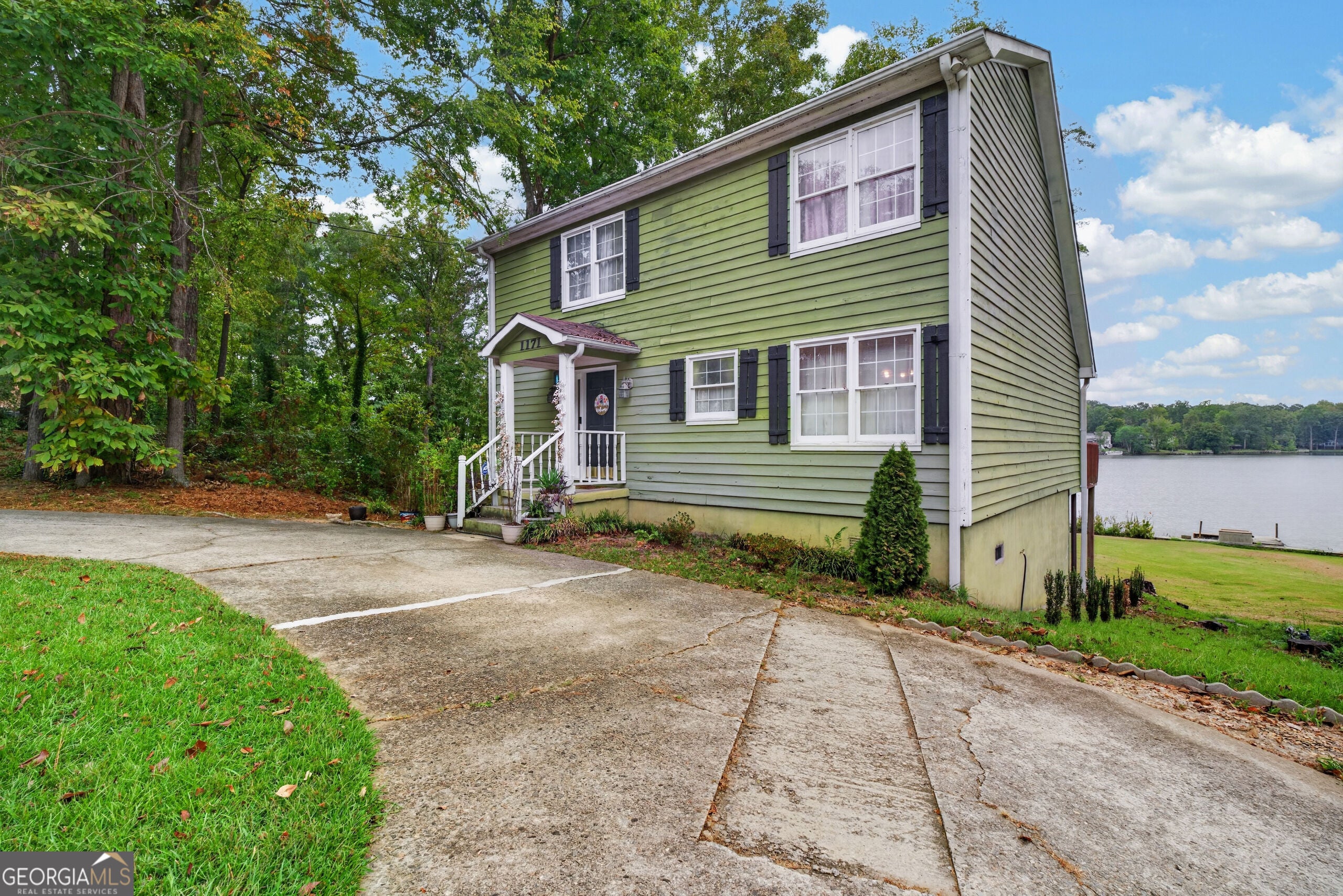 1171 Will Scarlet WAY