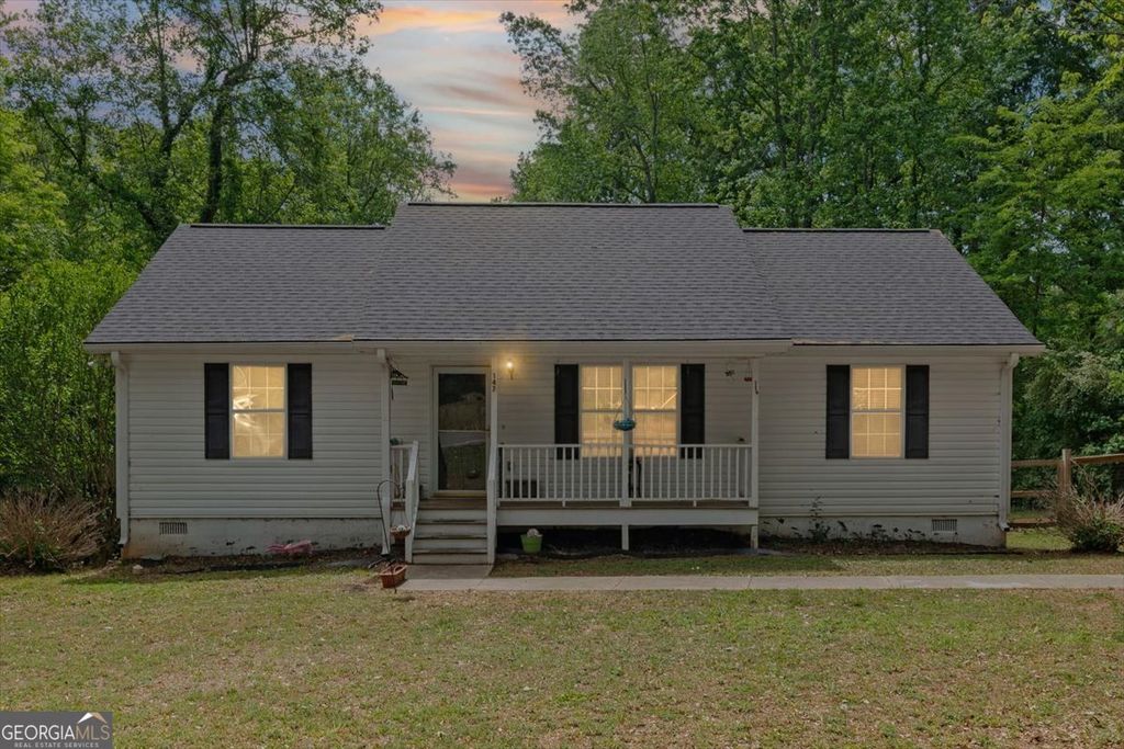 Photo of 147 Park Heights St, Buchanan, GA 30113 (MLS # 10741298)