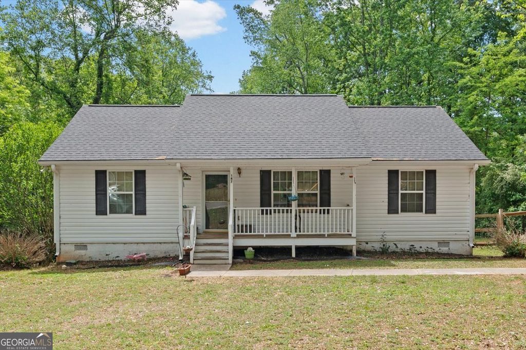 Photo of 147 Park Heights St, Buchanan, GA 30113 (MLS # 10741298)