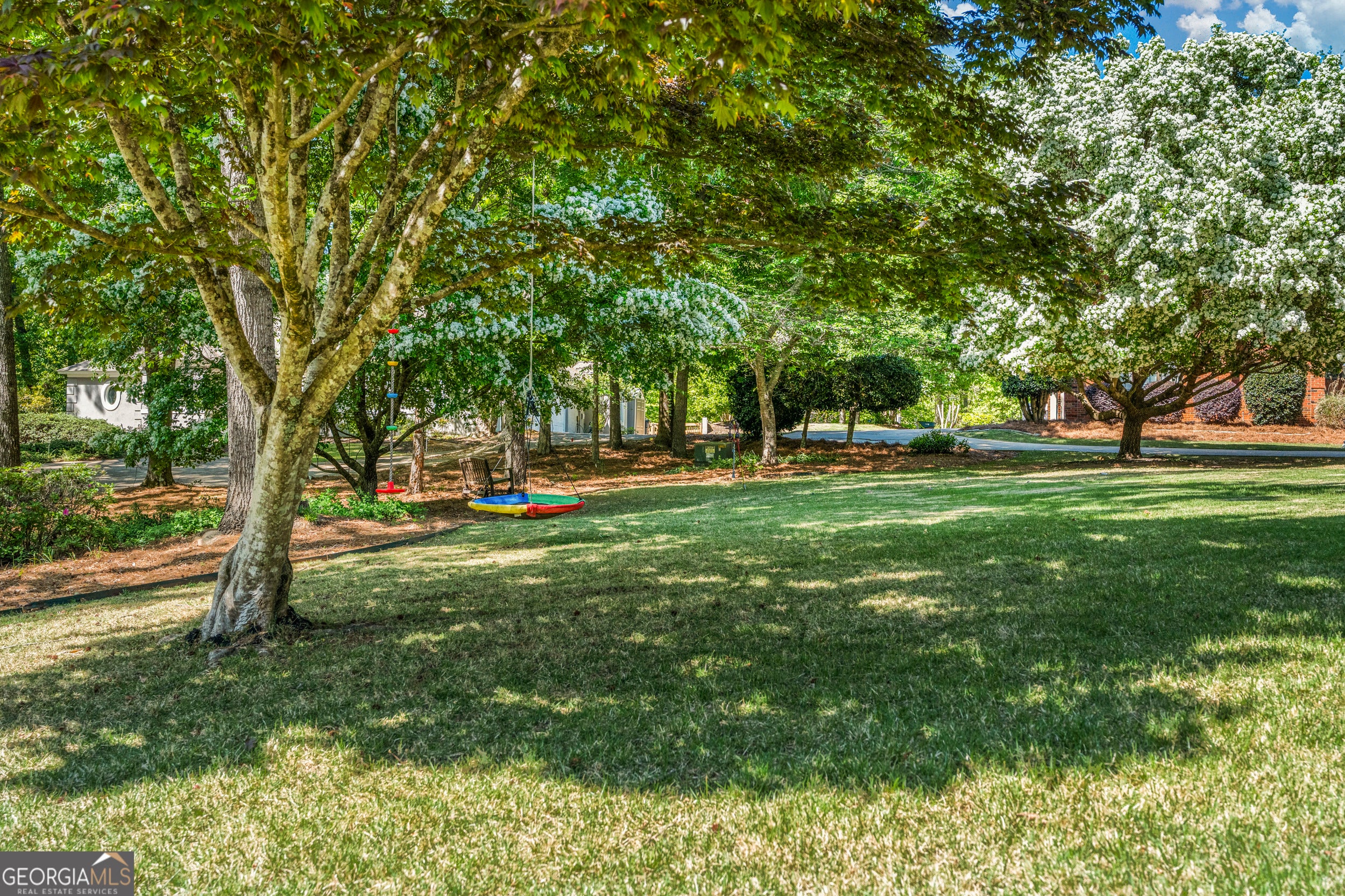 1017 Riverside DR