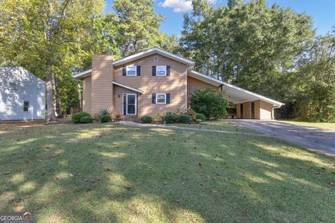 6 Lynn CIR Newnan GA 30263