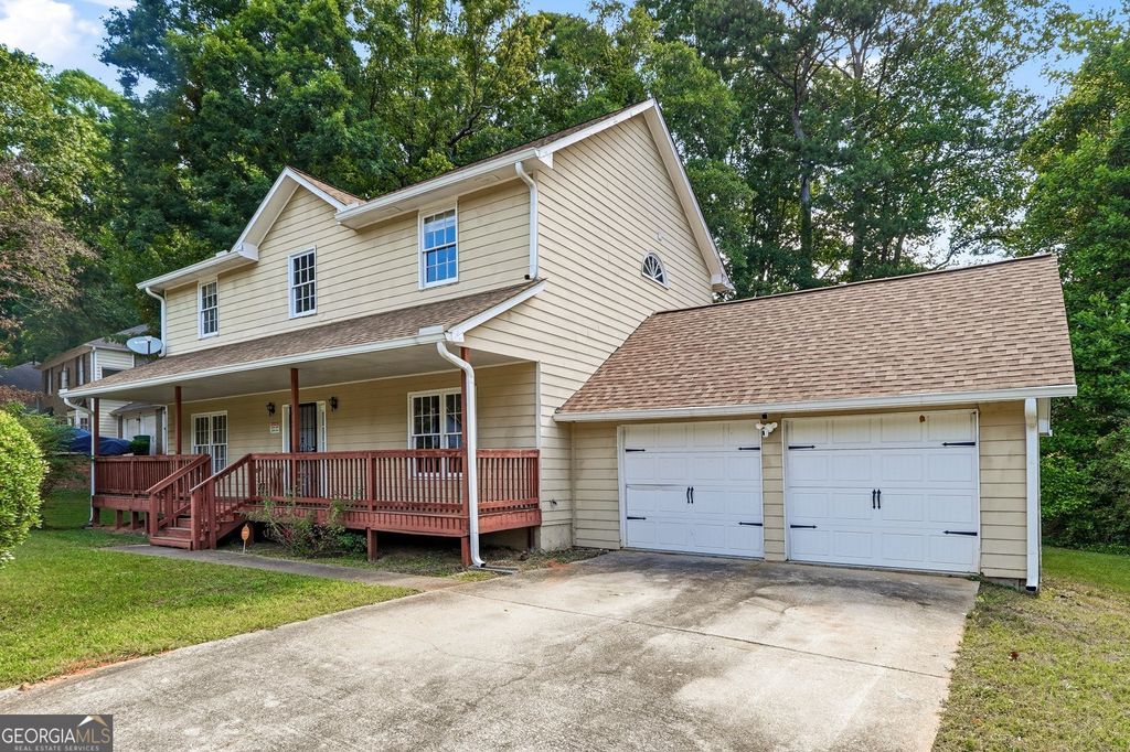 Photo of 1268 To Lani Drive, Stone Mountain, GA 30083 (MLS # 10767399)
