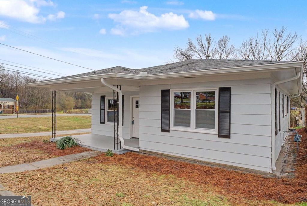 Photo of 210 Merritts Avenue, Cedartown, GA 30125 (MLS # 10690822)