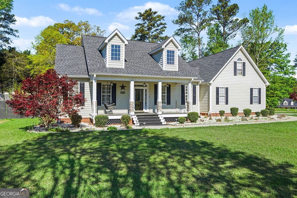 Photo of 100 O Dell Ridge, Newnan, GA 30263 (MLS # 10729603)