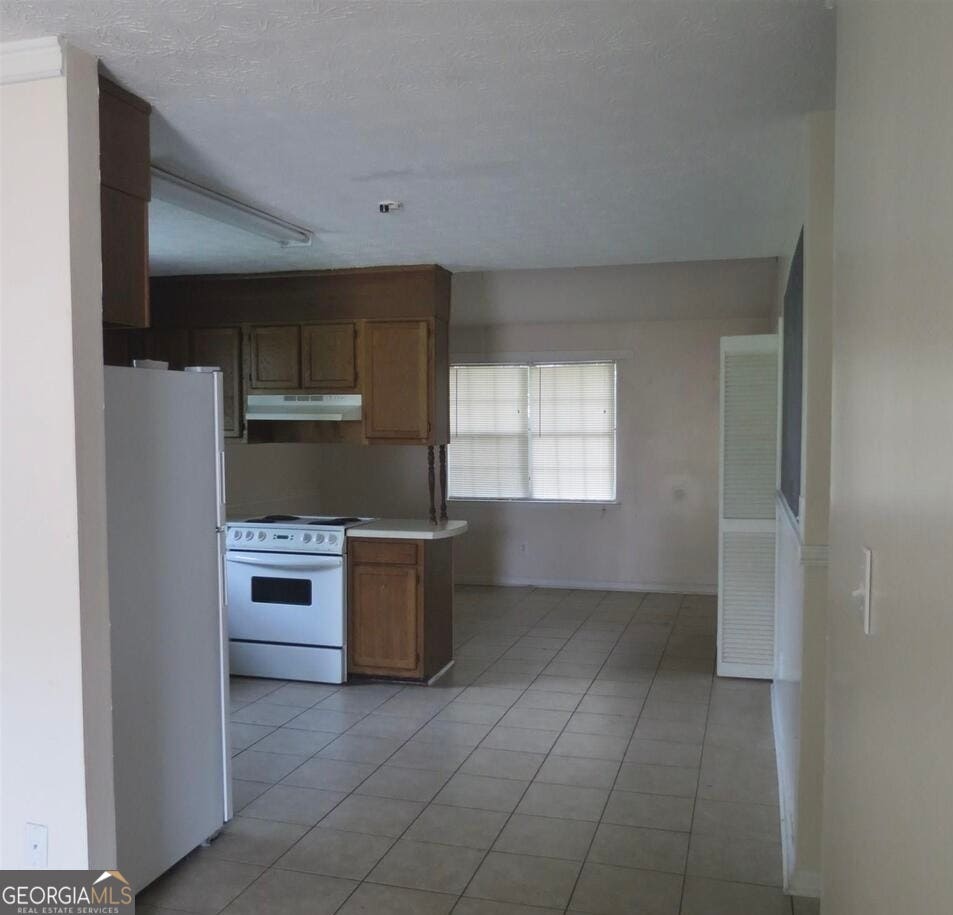 Photo of 1755 Fox Chase Court SE, Conyers, GA 30013 (MLS # 10816417)