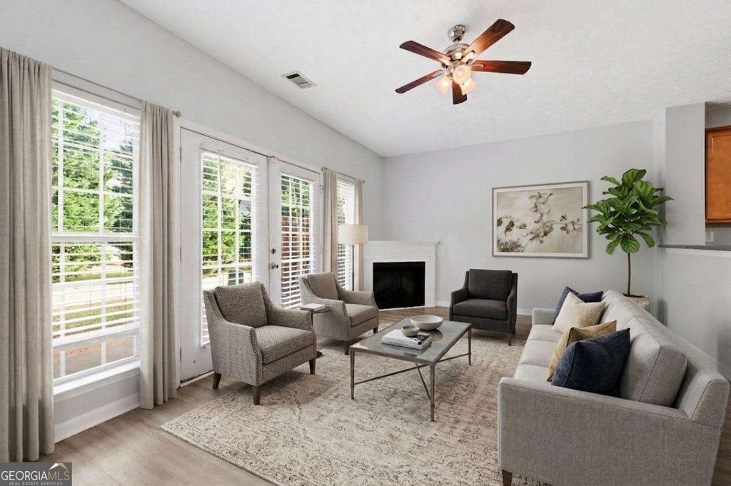 Photo of 4137 High Park Terrace, Atlanta, GA 30344 (MLS # 10725077)