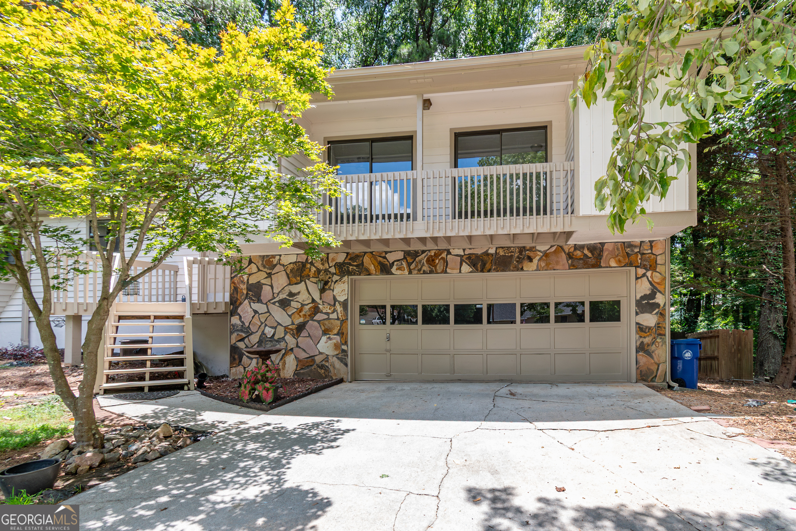 4125 Stutz CT