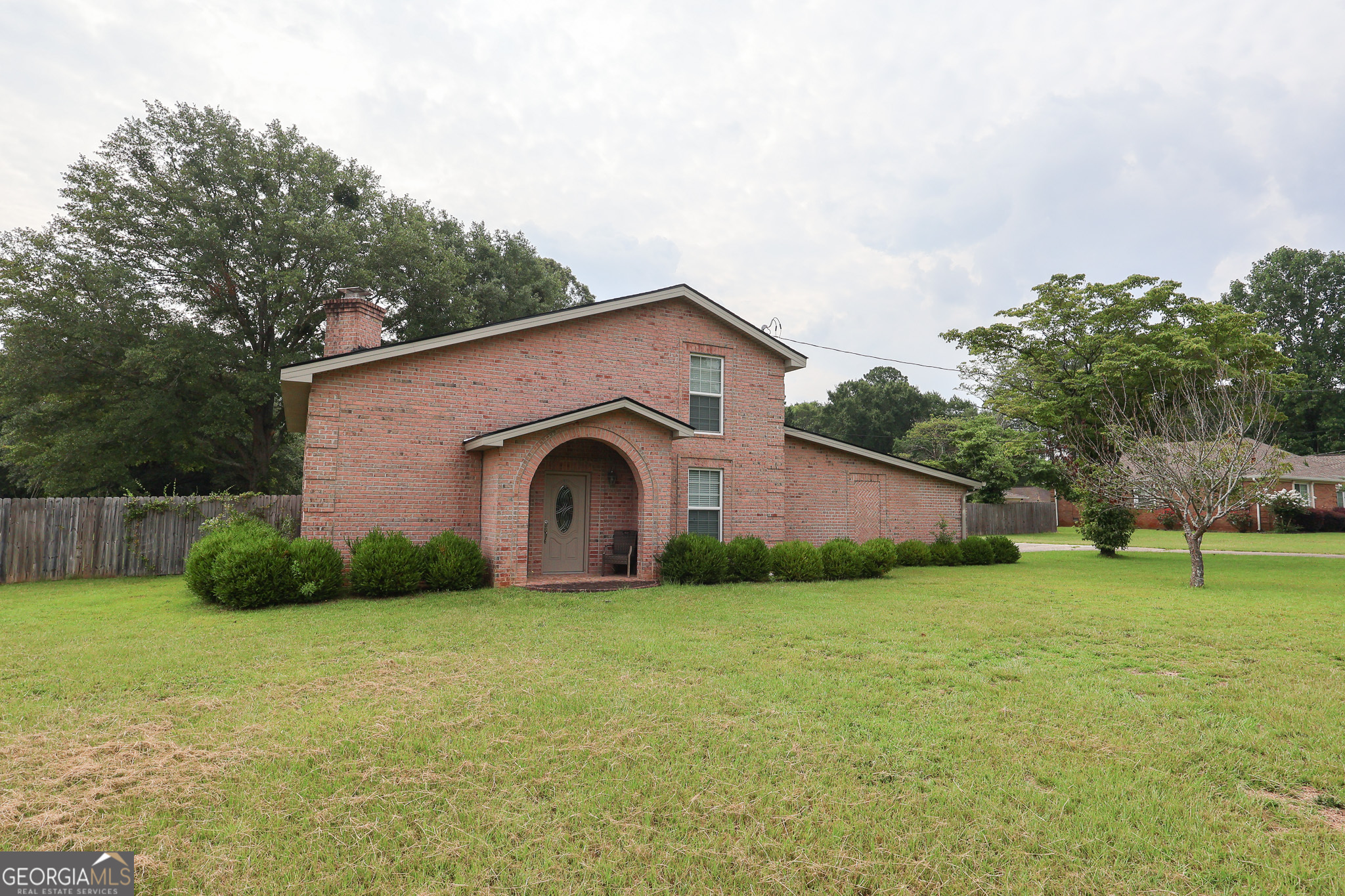 110 Mack LN