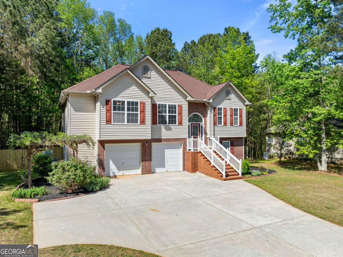 422 Greenwood Park WAY