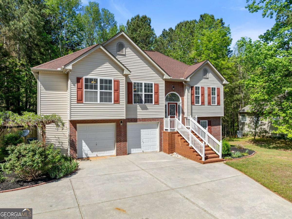 422 Greenwood Park WAY