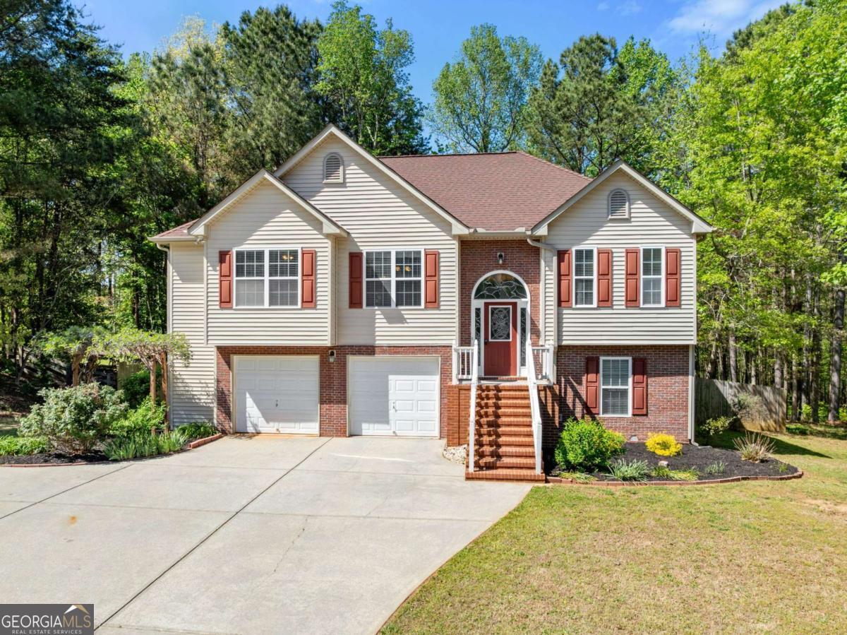 422 Greenwood Park WAY