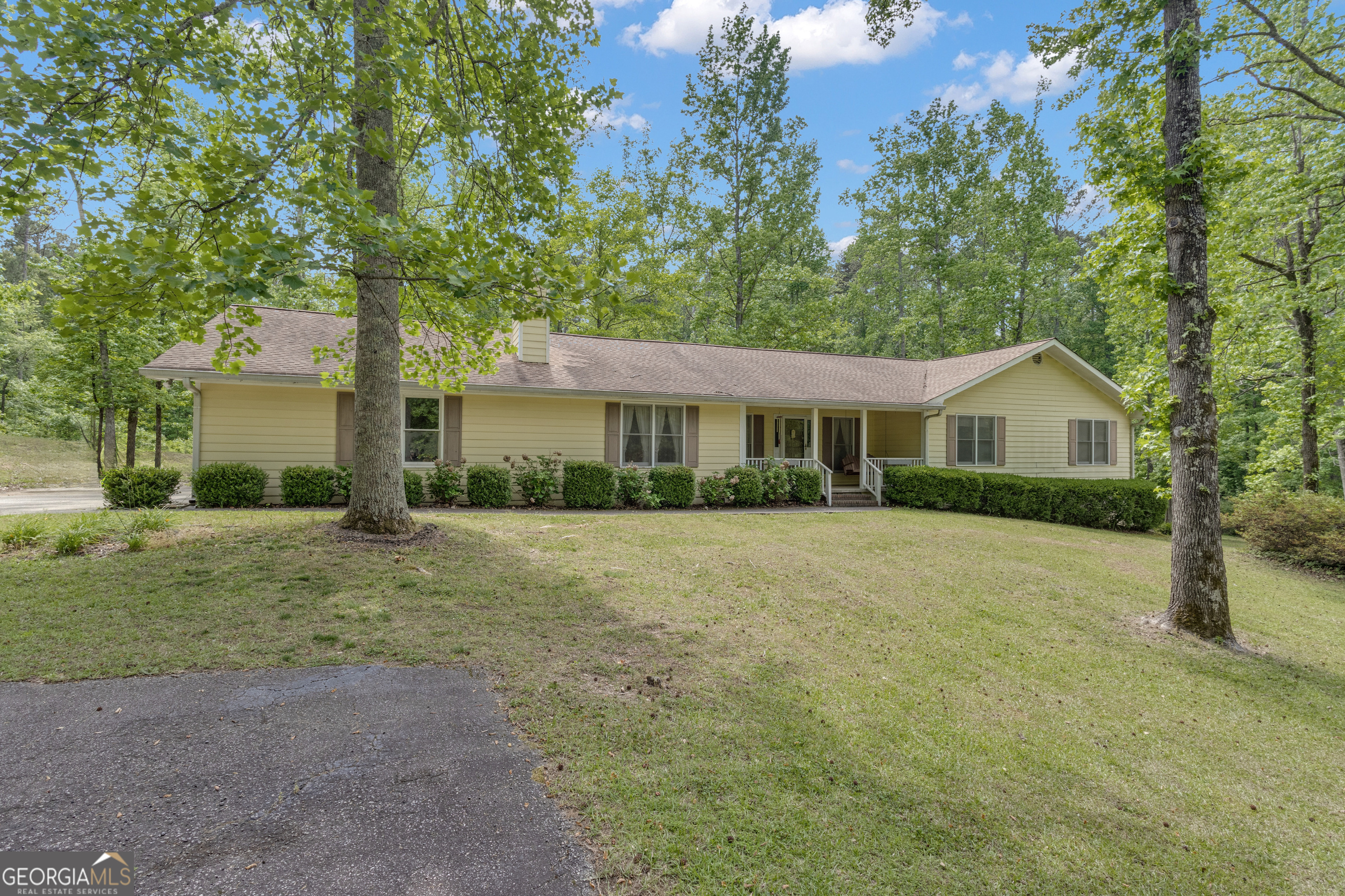 154 Tanglewood LN