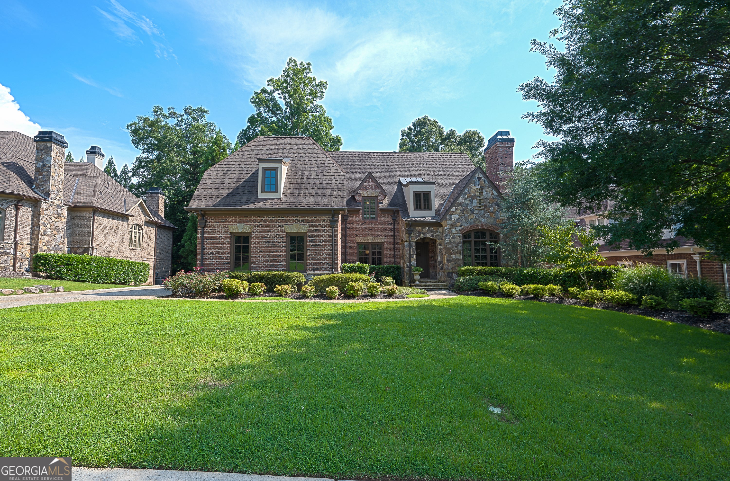 831 Camden Park CT NE