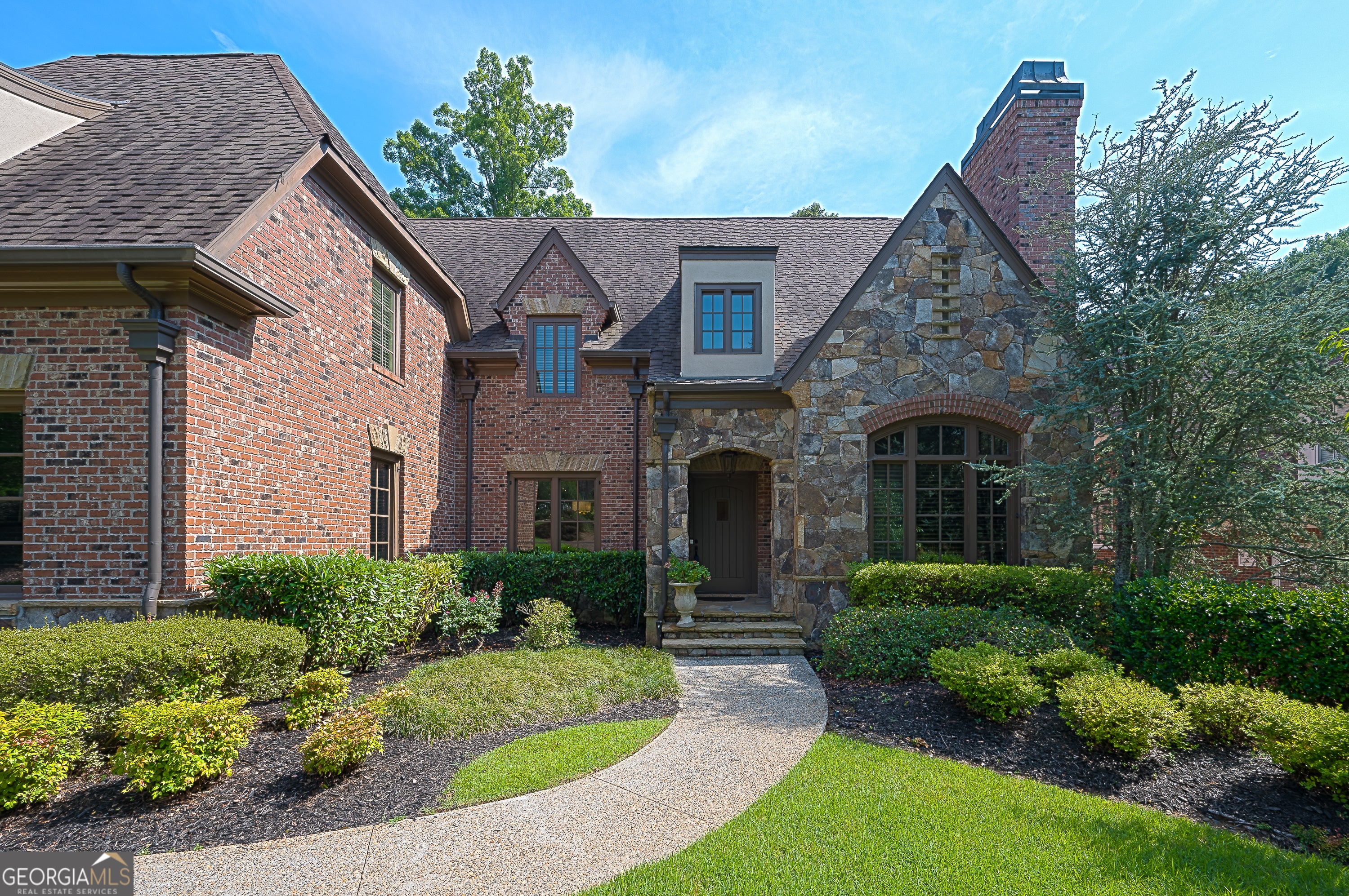 831 Camden Park CT NE
