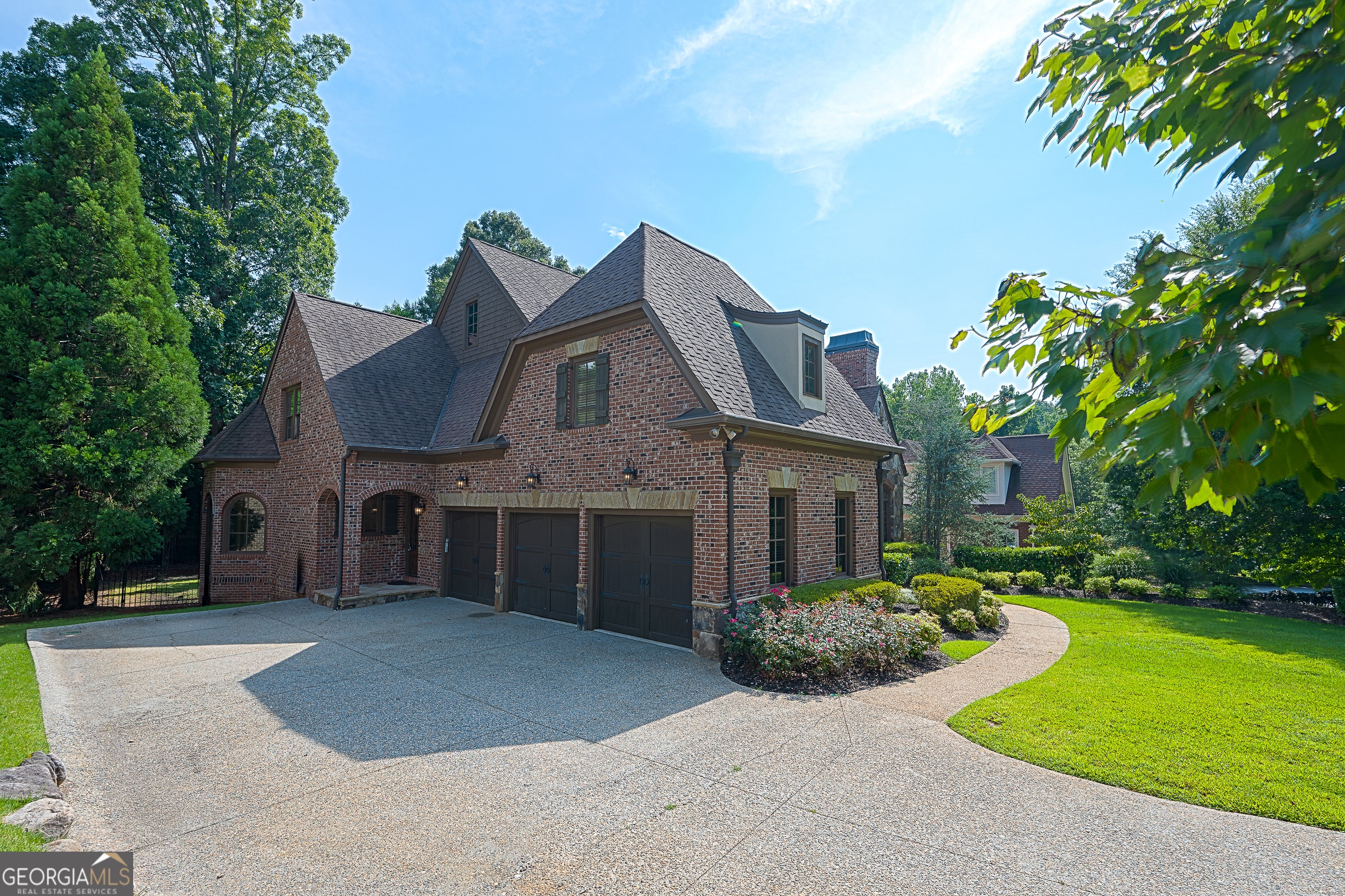 831 Camden Park CT NE