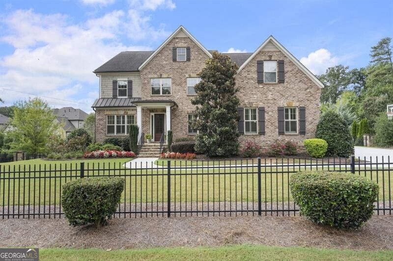 621 Mabry RD