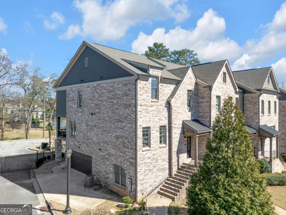 2850 STONEHALL CT SE