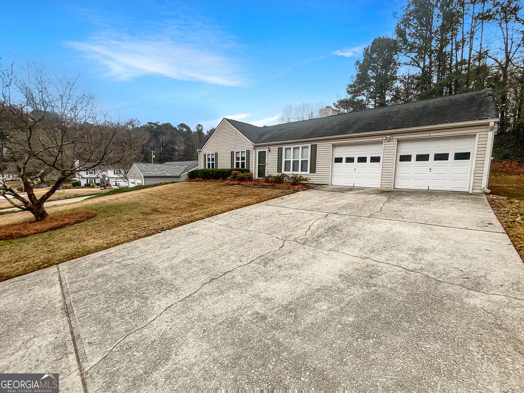 Photo of 607 River Bend Circle SW, Smyrna, GA 30082 (MLS # 10658208)