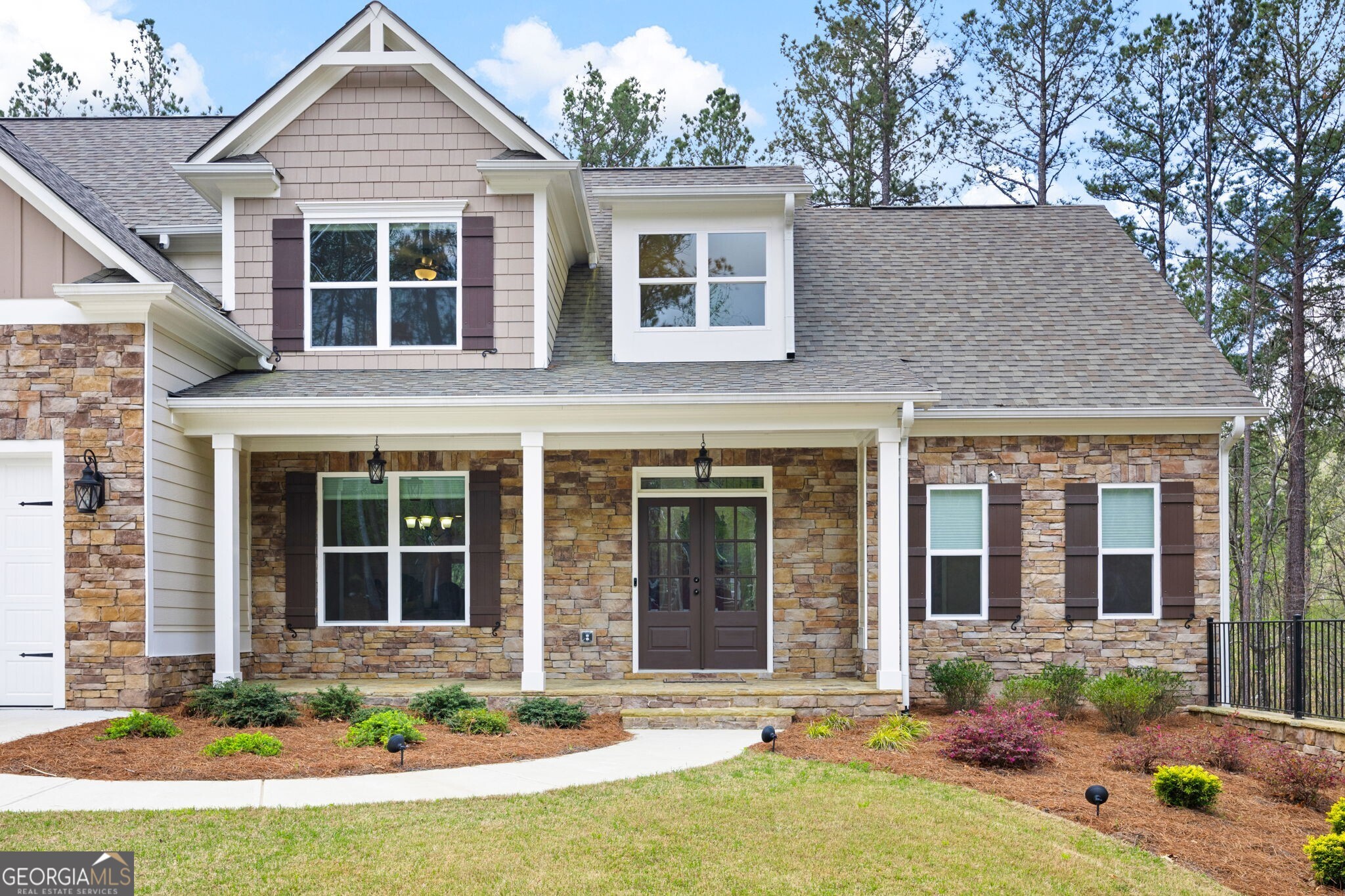 Dallas, Georgia 30132, United States, 5 Bedrooms Bedrooms, ,4 BathroomsBathrooms,Residential,Pending,104977