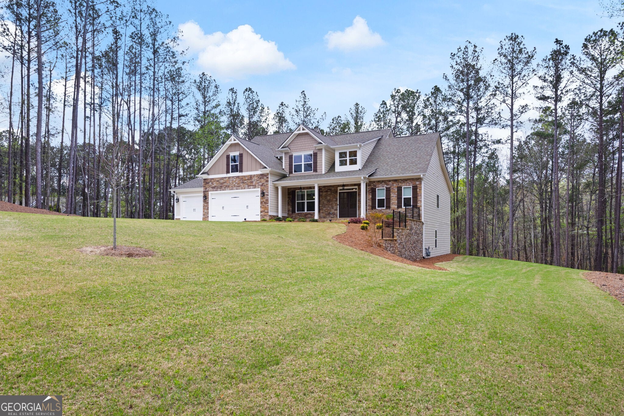 Dallas, Georgia 30132, United States, 5 Bedrooms Bedrooms, ,4 BathroomsBathrooms,Residential,Pending,104977