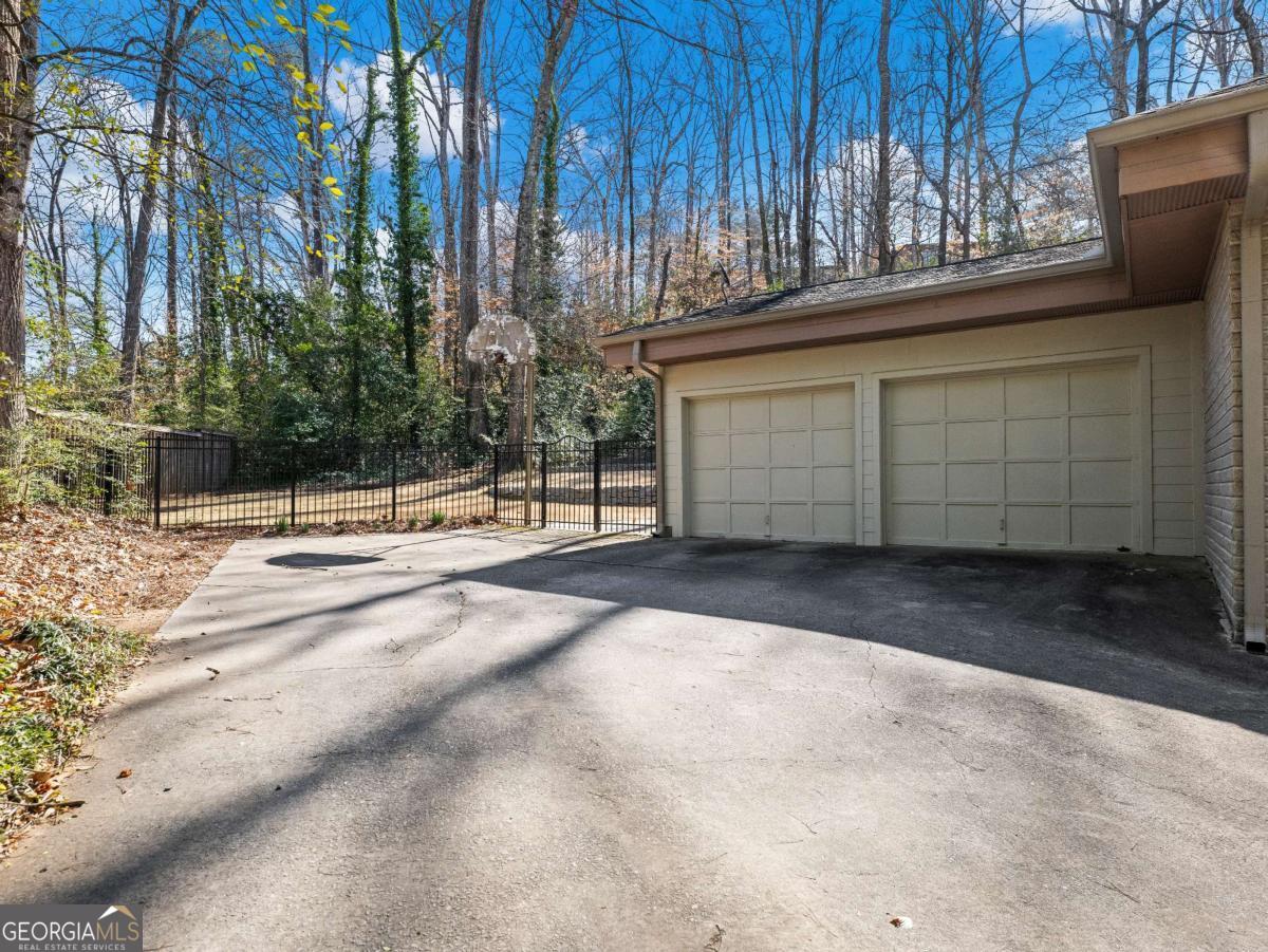 Briarcliff Woods East - Residential