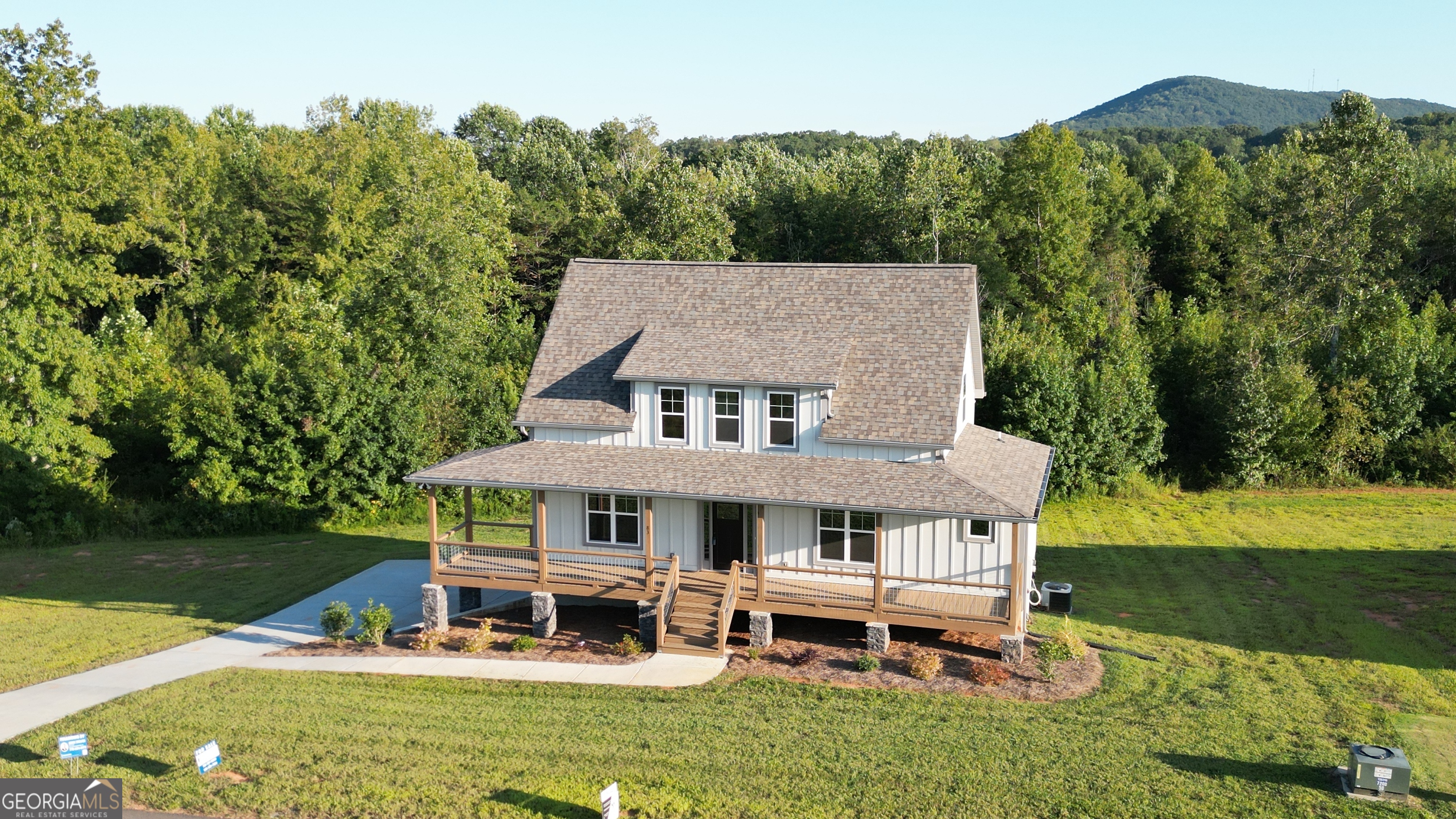 83 Hunts Ridge DR