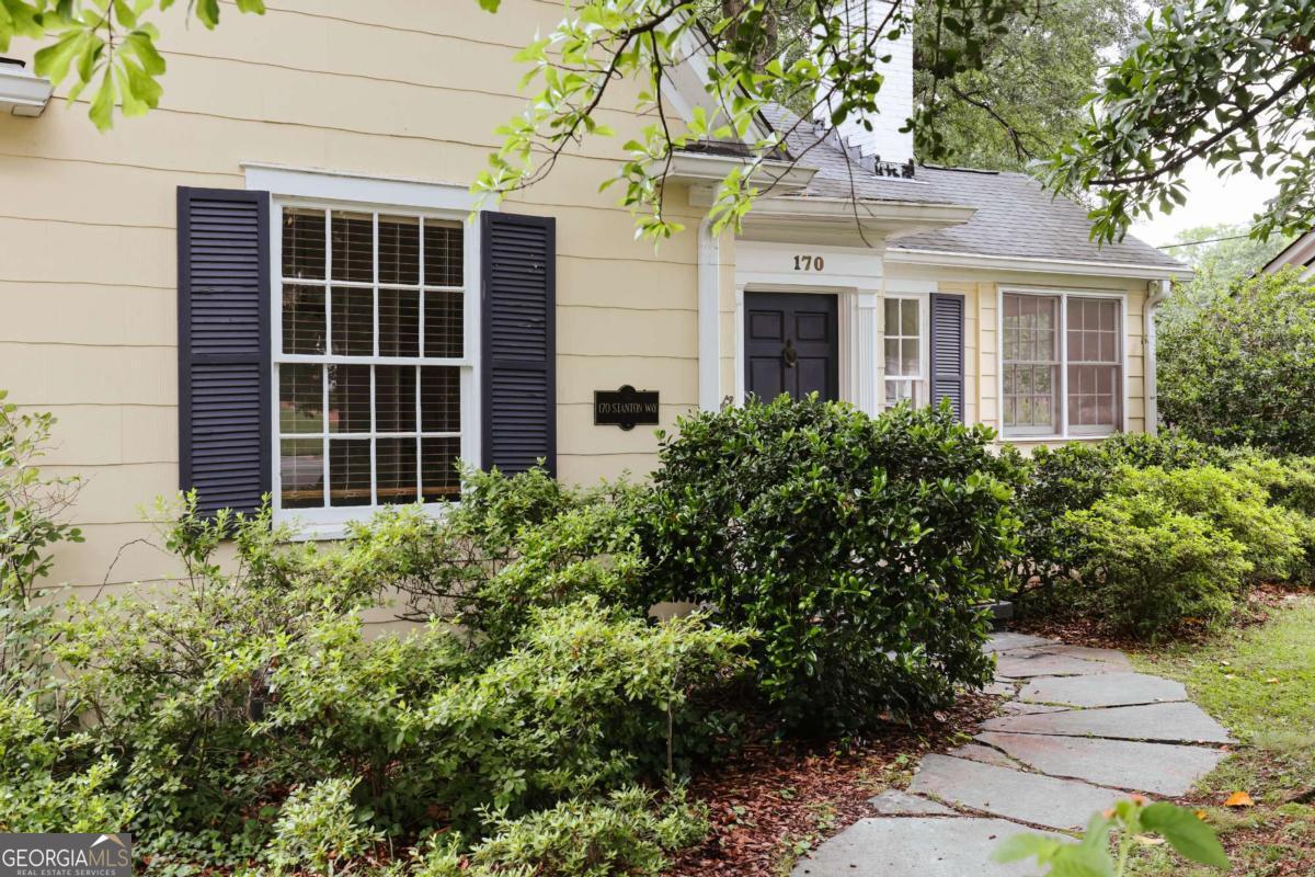 170 Stanton WAY