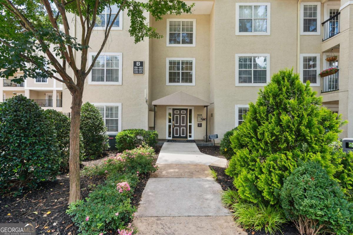 3655 Habersham RD NE B240