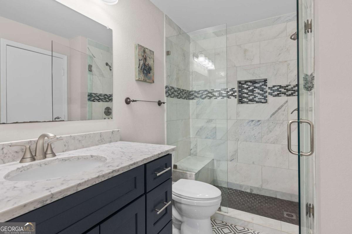3655 Habersham RD NE B240