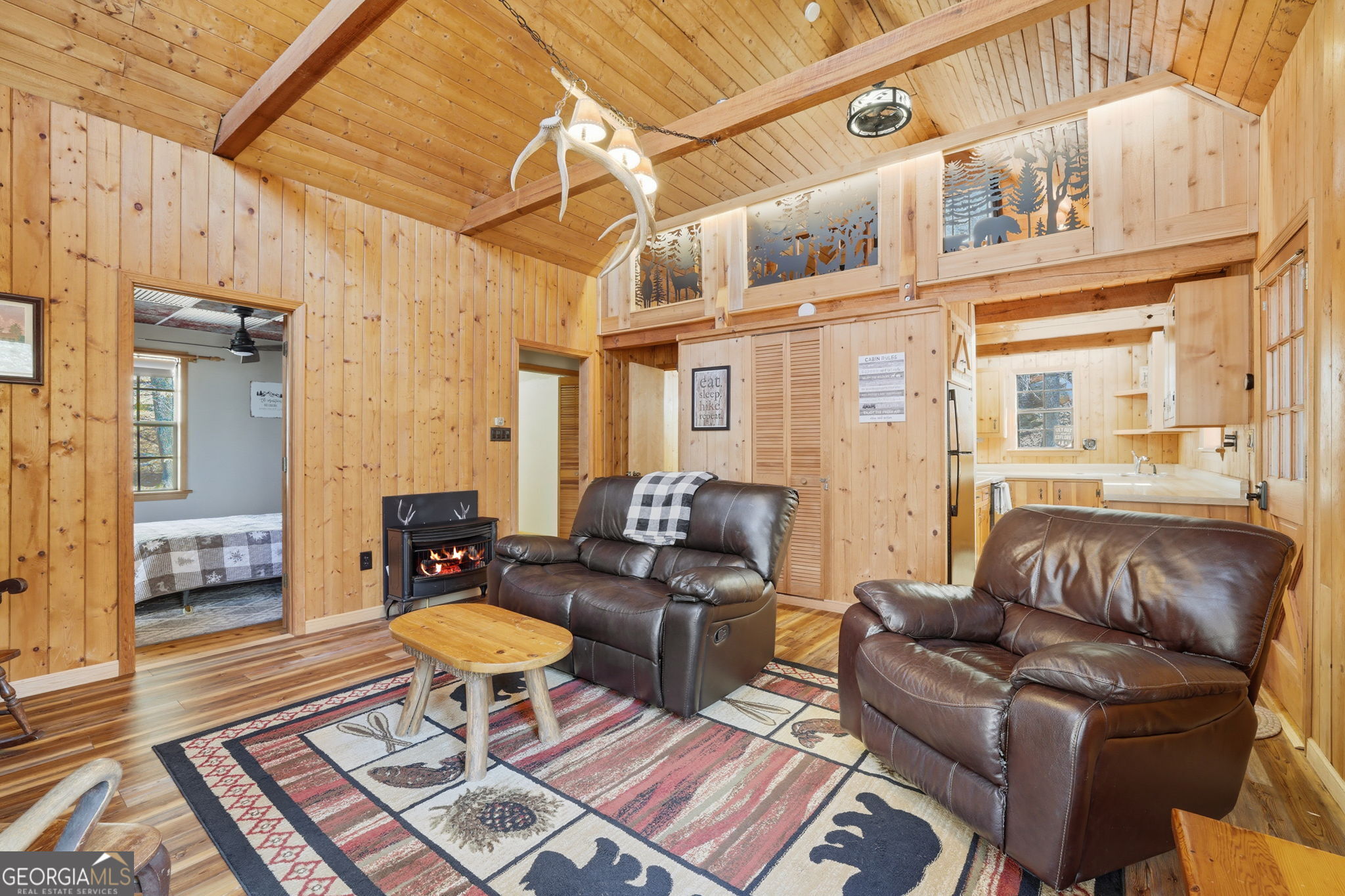 355 Henslee Hollow LN