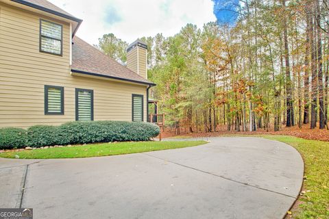 A home in Newnan