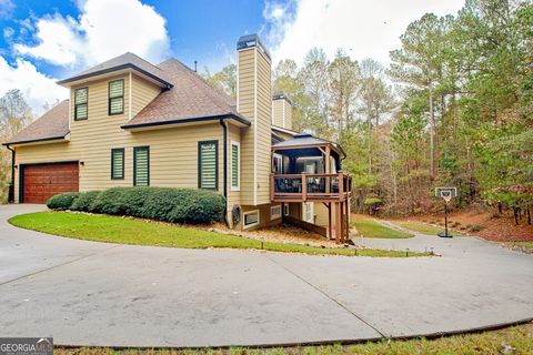 A home in Newnan