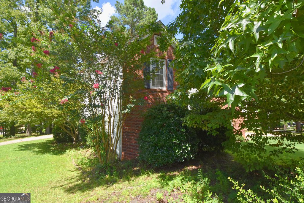 Photo of 147 S Fairfield Drive, Peachtree City, GA 30269 (MLS # 10680099)