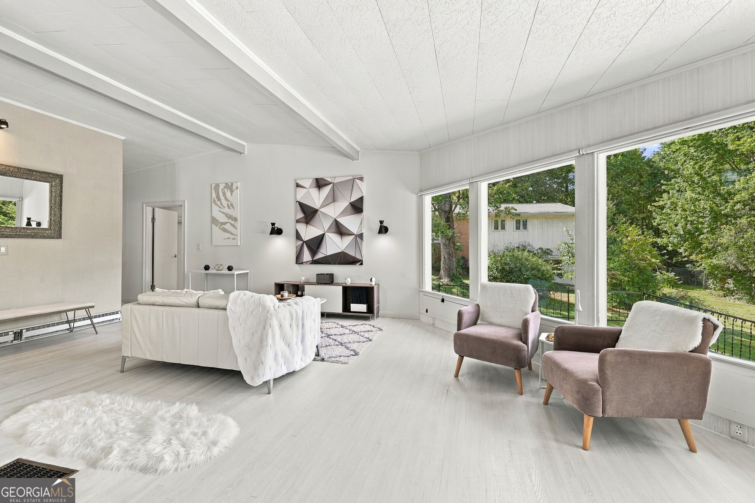 199 Sunrise CIR