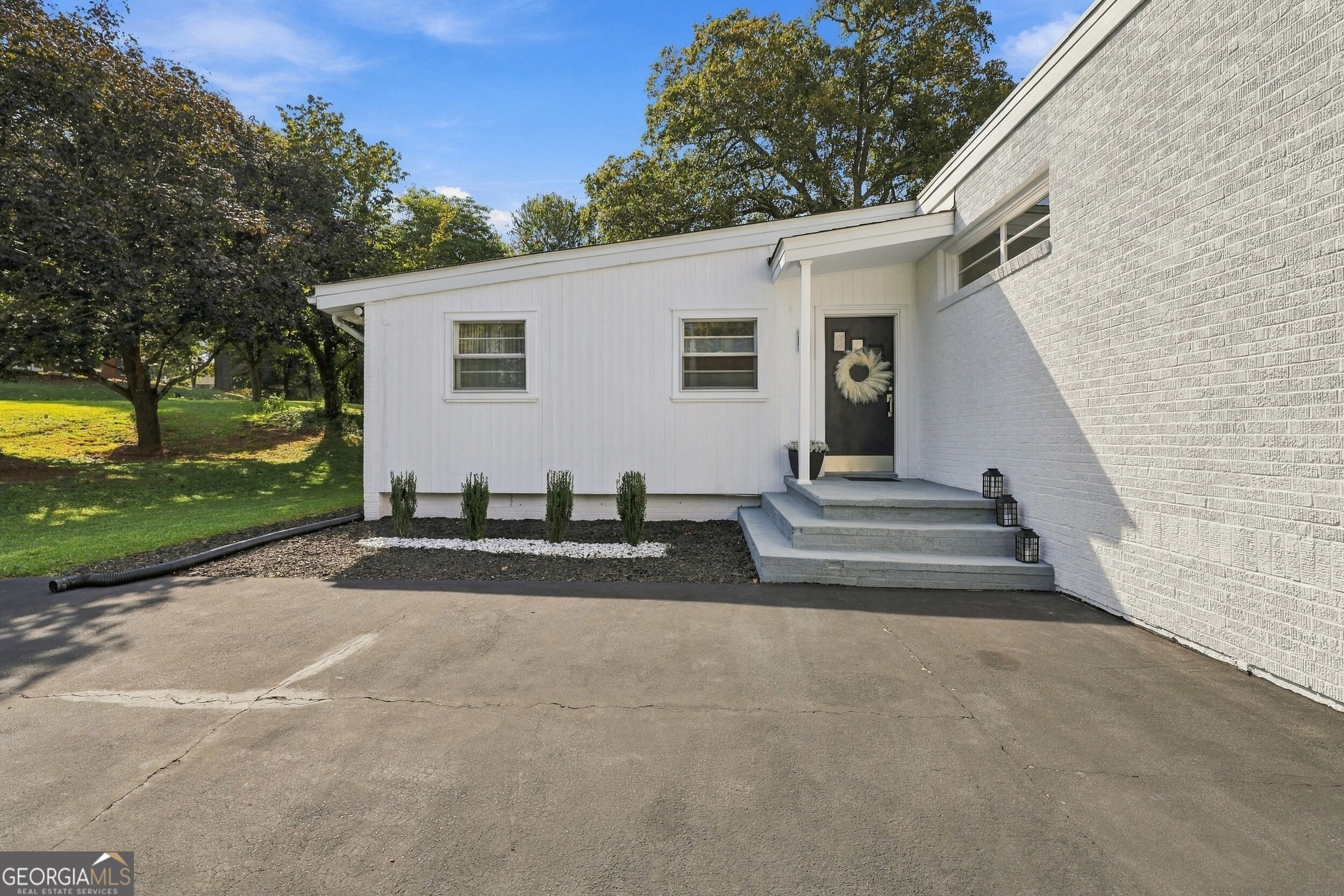 199 Sunrise CIR