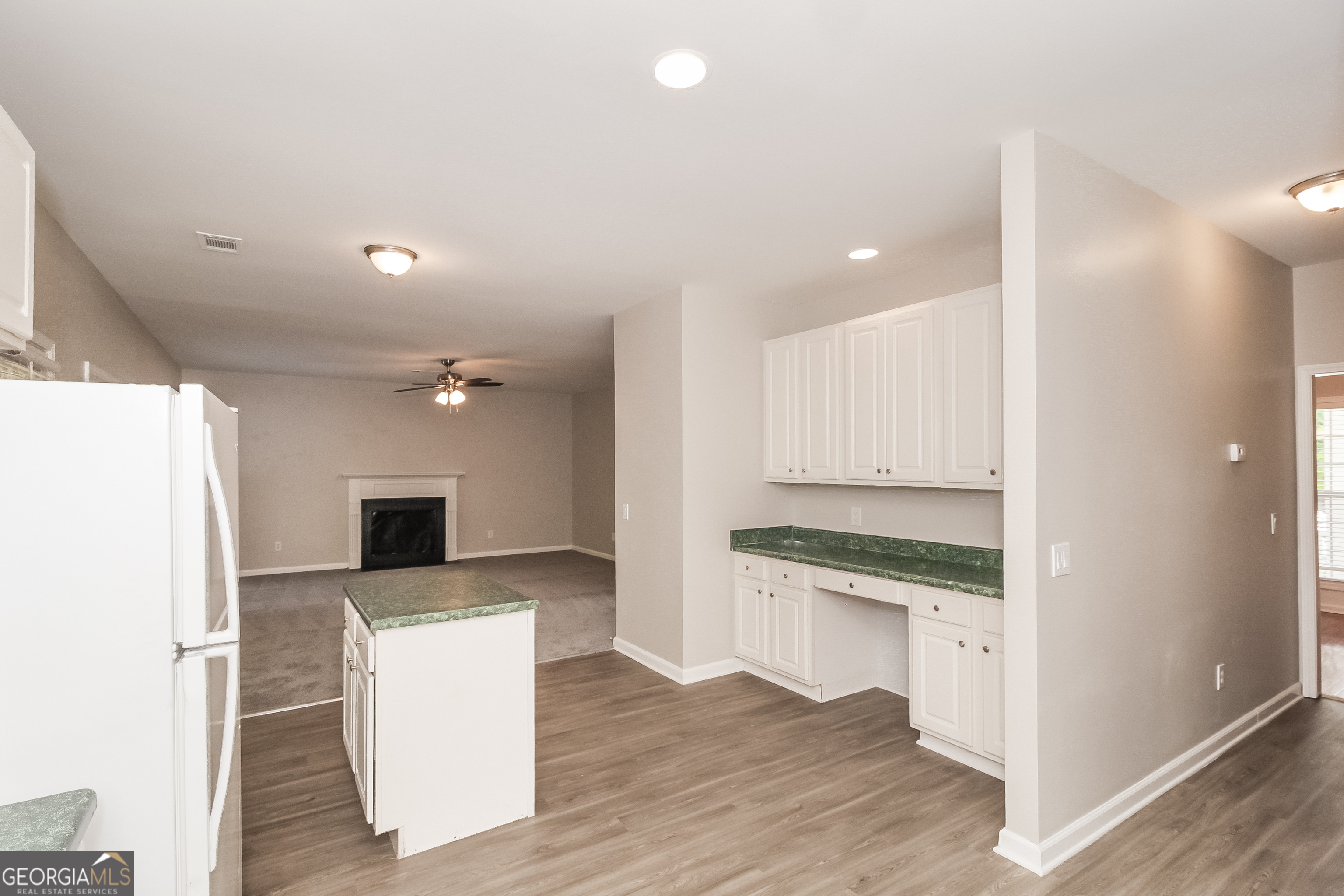 27 Freeman Forest DR