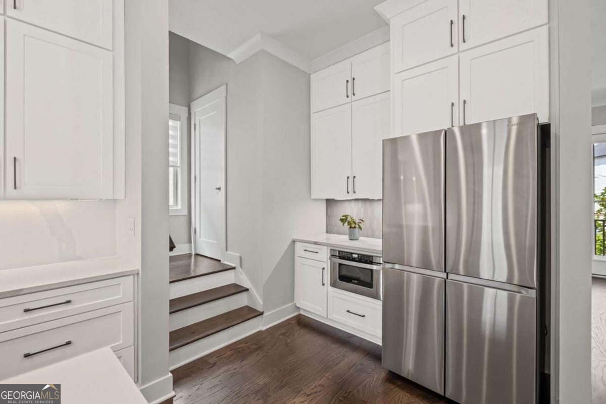 South on Main - Residential