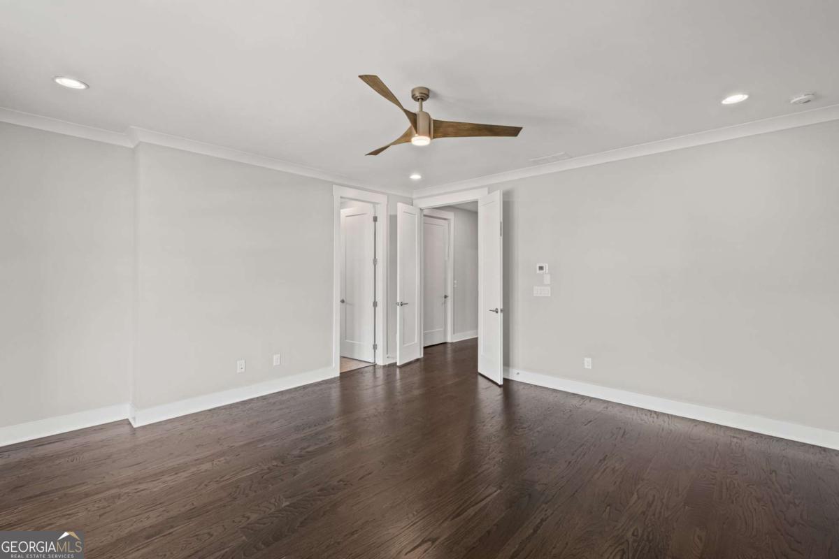 South on Main - Residential
