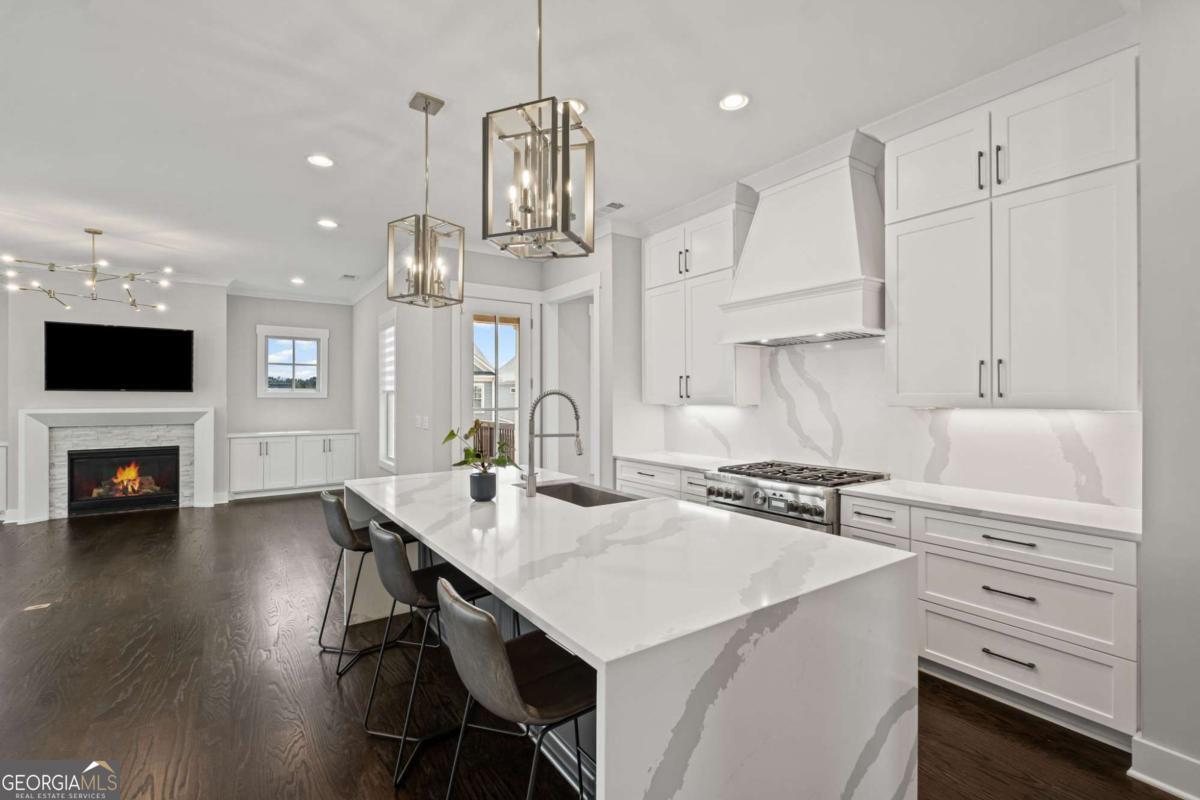 South on Main - Residential