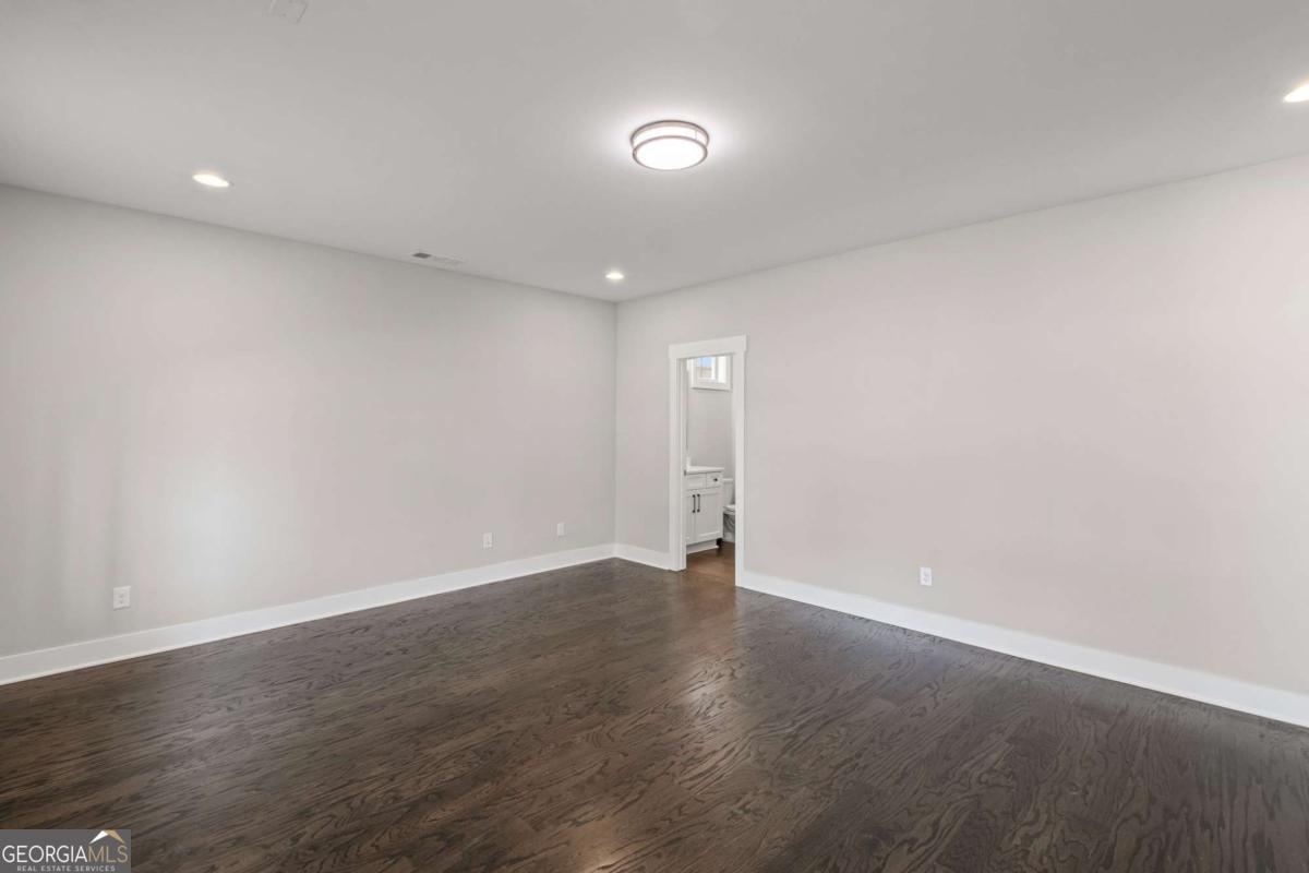 South on Main - Residential