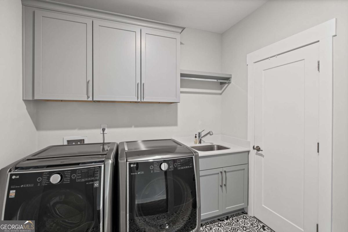 South on Main - Residential